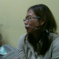 Ratna Selamat Dituntun Cahaya dari Jendela