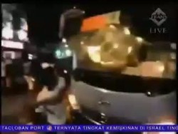 Ini Bus yang Dibakar Saat Rusuh di Singapura