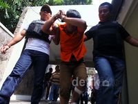 Rekostruksi Pembunuhan Tante Heny