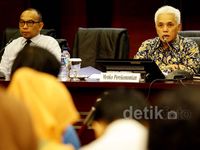 2014, PPh Impor Kendaraan Hingga Ponsel Naik