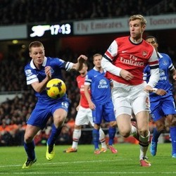 Mertesacker: Imbang Hasil yang Pantas