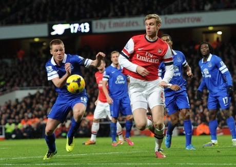Mertesacker: Imbang Hasil yang Pantas