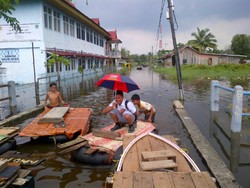 Sejumlah Kawasan di Pekanbaru Masih Tergenang Akibat Guyuran Hujan Lebat