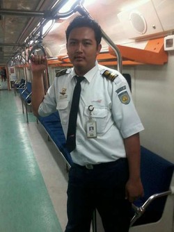 Duka Keluarga Darman Masinis KRL dan Cerita Ayah Mimpi Celananya Terbakar