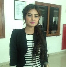 Tampil Sopan, Novi Amilia Nongol di PN Jakarta Barat