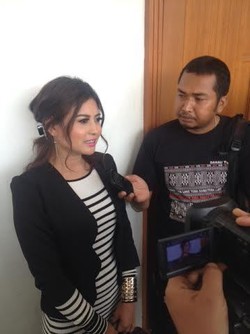 Tetap Dituntut 7 Bulan, Novi Menangis Dengar Jawaban Jaksa