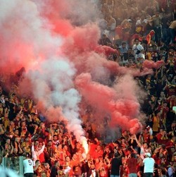 Siap Hadapi Atmosfer Istanbul, Buffon: Fans Tak Bisa Bikin Gol