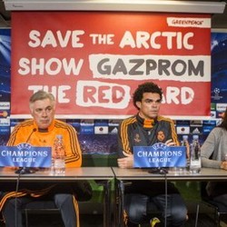 Greenpeace Interupsi Konferensi Pers Madrid