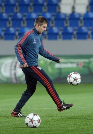 Lahm Siap Dimainkan, Goetze Diragukan Tampil