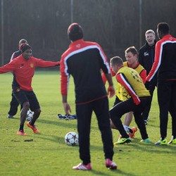 Jalan Lapang Setan Merah untuk Jadi Juara Grup