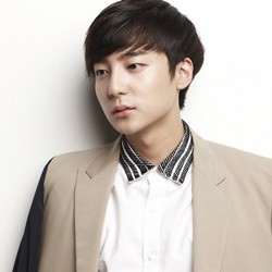 Libur Kuliah, Roy Kim Kembali ke Korea untuk Konser