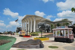 Tempat Asyik Belajar Hewan di Museum Satwa Jatim Park 2
