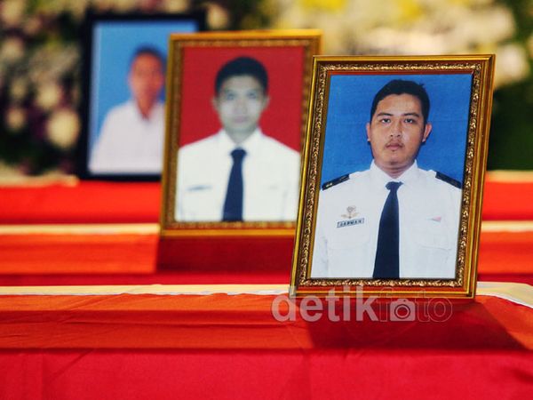 Tiga Kru KCJ  Disalatkan di Stasiun Gambir