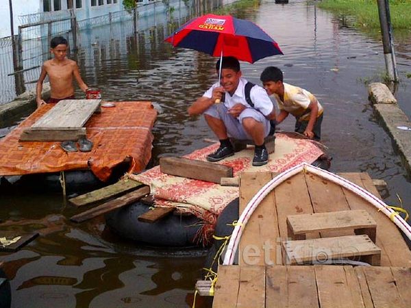 Banjir Terjang Pekanbaru