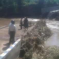 Jembatan Rp 3 Miliar Ambrol di Situbondo Dipastikan Bencana Alam