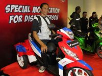 Penyandang Cacat Ini Sudah Modif 20 Motor