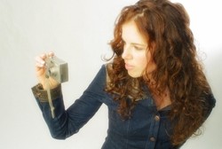 Sering Abadikan Momen dengan Memotret Bisa Bikin Daya Ingat Menurun