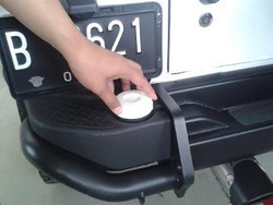 Wuih, Bemper Ini Bisa Menampung Air Sebanyak 2 Galon Lebih