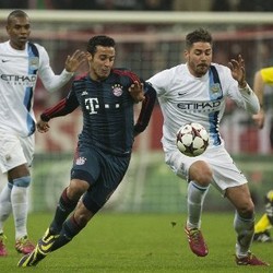 City Kalahkan Bayern dengan Merenggangkan Jarak Antarlini