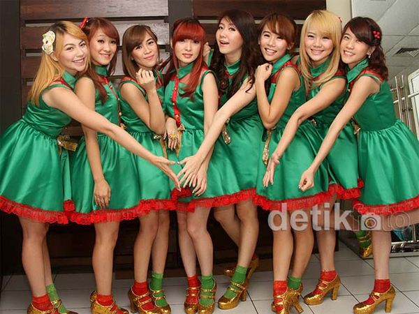 Keceriaan Cherrybelle Sambut Natal