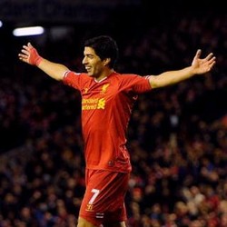 Dalglish Puji Tinggi Suarez 