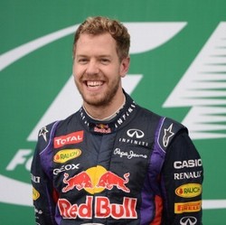 Soal Poin Dobel di Balapan Terakhir, Vettel: Itu Absurd