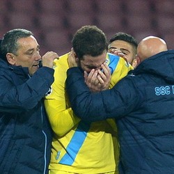 Beda Nasib Napoli dan Zenit