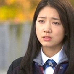 Park Shin Hye Punya Fans Perempuan Terbanyak