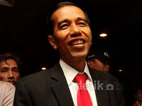 Jokowi Bahas Reklamasi Pantai Utara dengan DPR