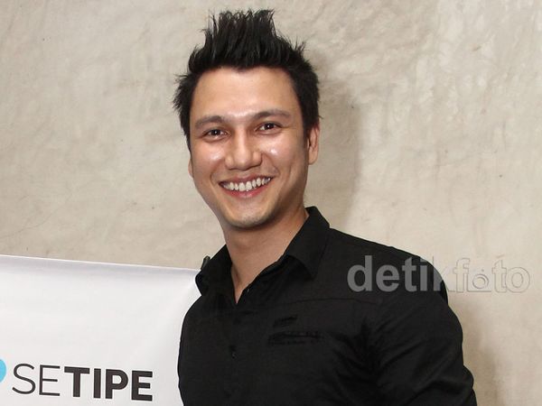 Cerita Christian Sugiono Jadi Ayah