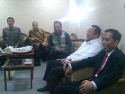 Ketua PDIP: Dibanding Jokowi, Prabowo Kalah Jauh