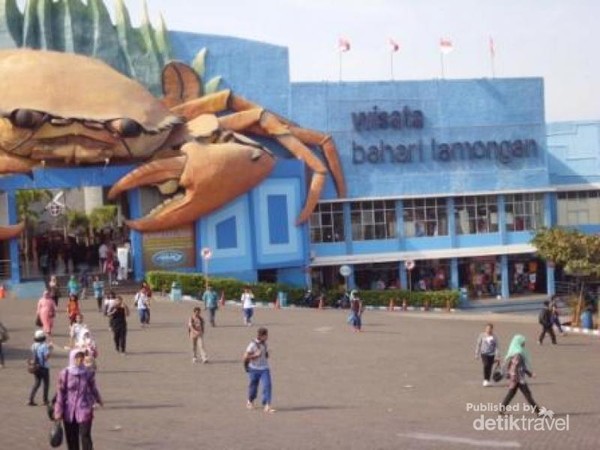 Suguhan Lengkap Aneka Wahana Wisata Bahari Lamongan