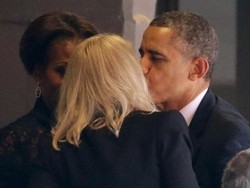 8 Momen Keakraban Obama dan PM Cantik Denmark