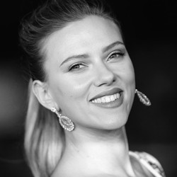 Scarlett Johansson, Sexiest Woman Alive 2013