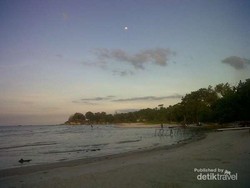 Senja di Pantai Matras, Pantai Terpanjang di Bangka