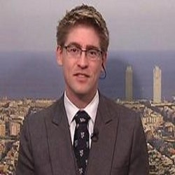 Wow! Guru Privat Berusia 33 Tahun Ini Digaji Rp 12 Juta/Jam