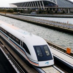 Jakarta-Surabaya Harusnya Tersambung Kereta Cepat Seperti di Jepang