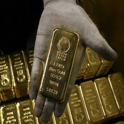 Kata Penjual, Tahun Depan Harga Emas Bakal Kinclong