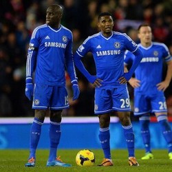 Striker Chelsea Seret Gol, Mourinho Membela