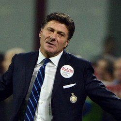 Benitez Tak Berharap San Paolo Beri Sambutan untuk Mazzarri