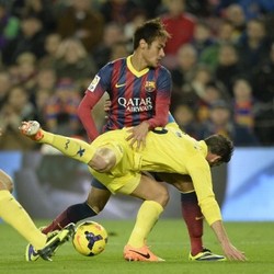 Dua Gol Neymar Menangkan Barca