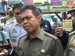 Nur Mahmudi Turun Jalan Sosialisasikan Denda Pemberi Uang ke Pengemis