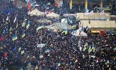200 Ribu Demonstran Ukraina Kembali Turun ke Jalan