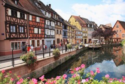 Lombok & 9 Destinasi Seksi Wajib Kunjung Tahun 2014 (1)