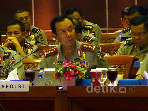 Komisi III Gelar Raker dengan Polri