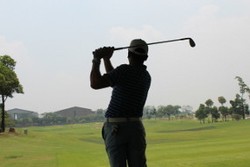 Direksi BUMN Main Golf untuk Lobi Bisnis, Dahlan: Itu Omong Kosong!