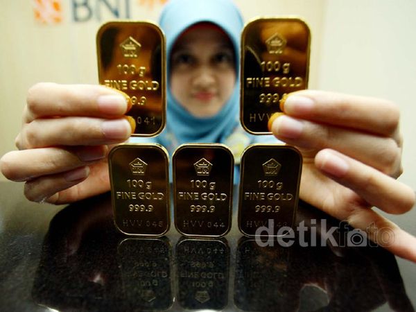 Harga Emas Antam Naik