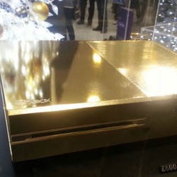 Mau Kado Natal Termahal? Beli Xbox One Berlapis Emas!