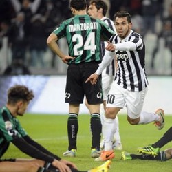 Hat-trick Pertama Tevez untuk Bianconeri