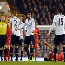 Suarez Sering Makan Korban, Liverpool Ukir Kemenangan Terbesar di White Hart Lane